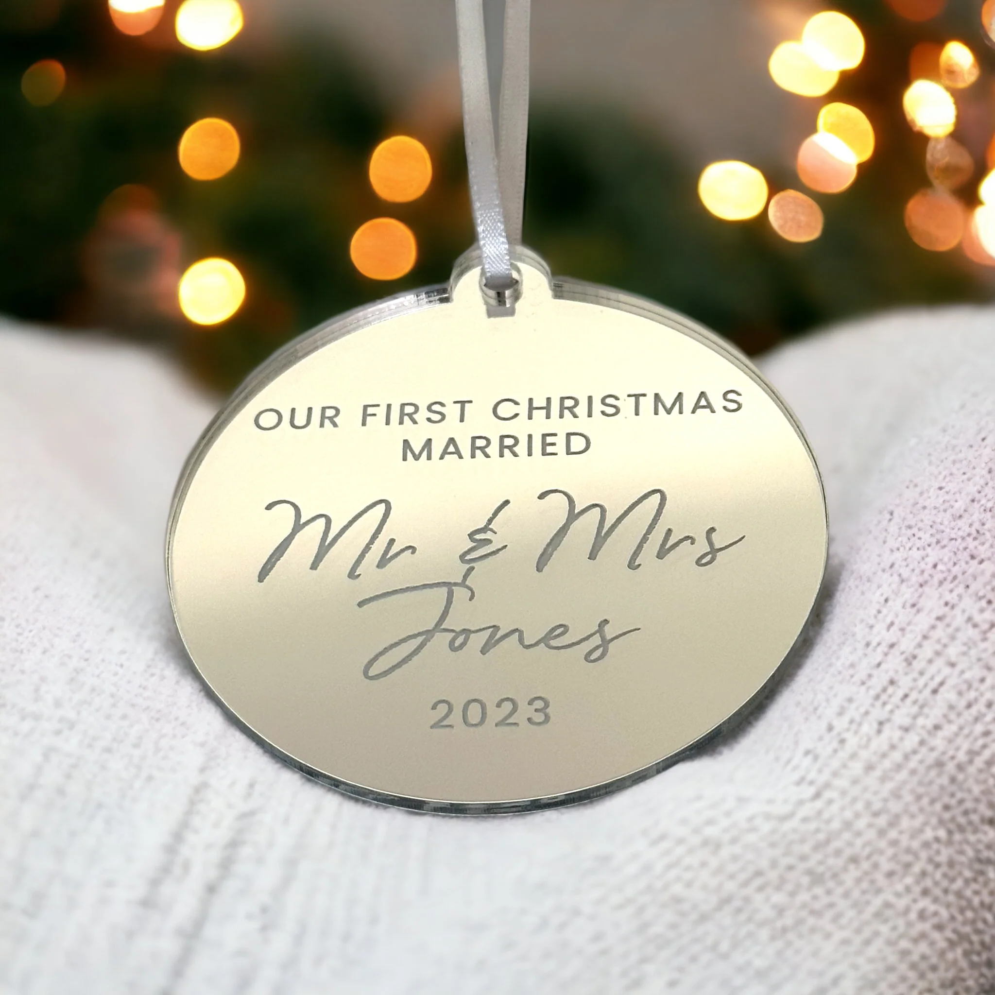 Our First Christmas Married Bauble - Image 4